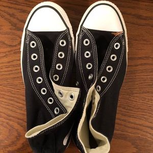 Black high top converse